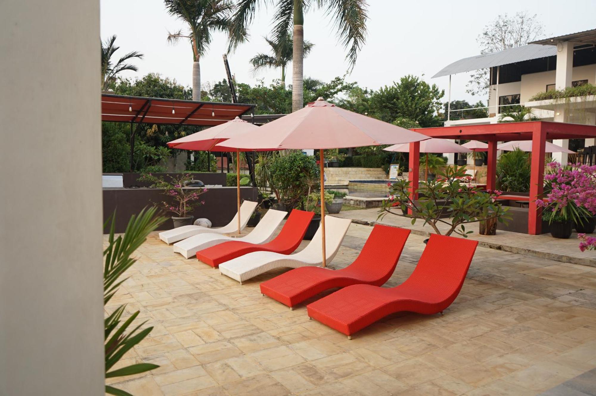 Lucca Resort & Residence Джепара Екстериор снимка